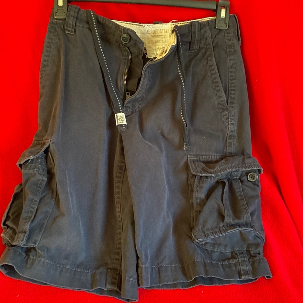Aeropostale Not worn many times black cargo shorts size 28